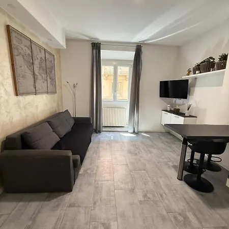 A 3 Minuti Dalla Linea Gialla Repubblica Apartment *